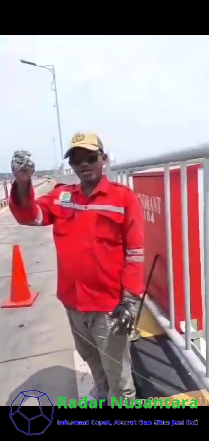 Viral ! Tali Nilon Terbentang di Jalur Motor Jembatan Suramadu