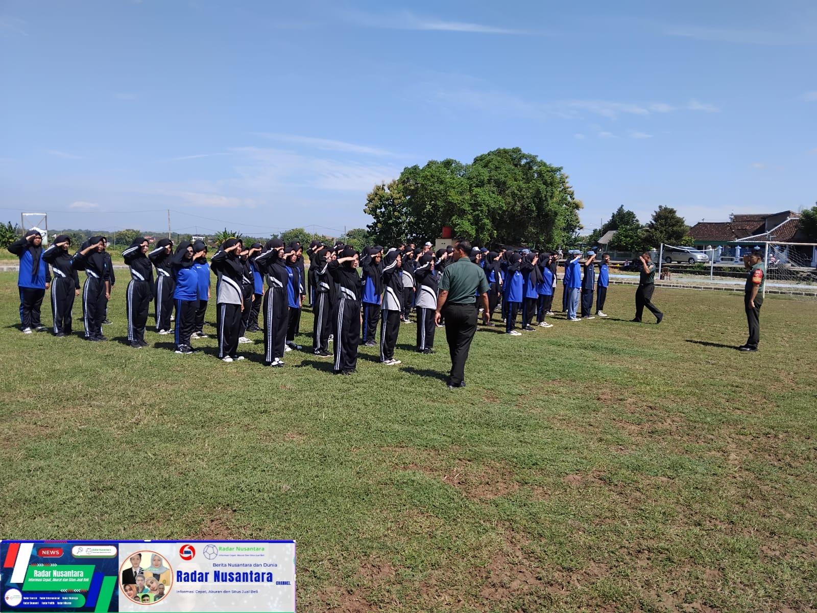 Baris Berbaris Menjadi Kunci Kedisiplinan Bagi Pelajar