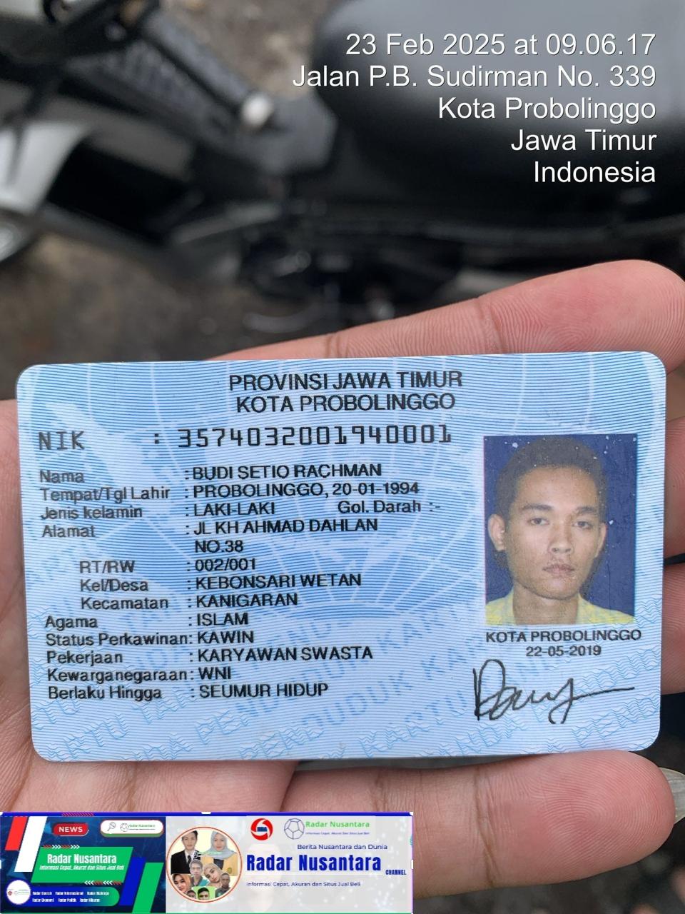 Viral !!! Seorang Pria Nekat Menabrakan Diri Ke Kereta Api