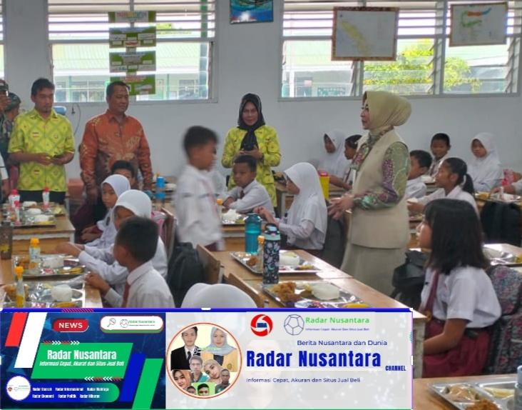 Kodam I/BB Adakan Makan Sehat Bergizi untuk Siswa SD Kartika I - 1 dan SD Kartika 1- 2 Medan Helvetia