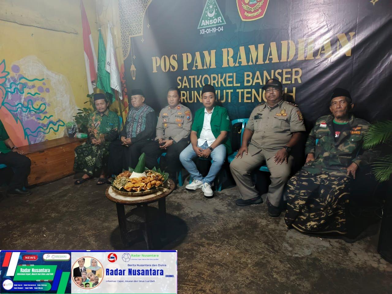Kapolsek Gunung Anyar Hadiri Pembukaan Pos Pam Banser Rungkut Tengah Sekaligus Titip Pesan Kamtibmas Selama Bulan Suci Ramadhan