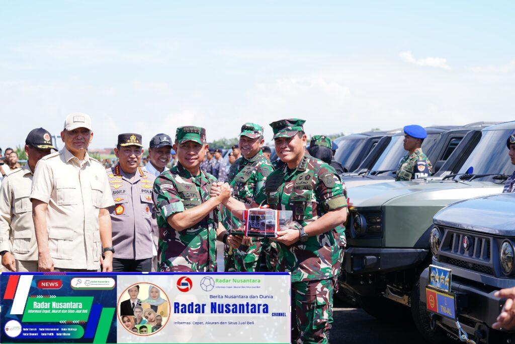 Panglima TNI Terima 650 Unit Ransus Maung dari Kemhan untuk Perkuat Pertahanan NKRI