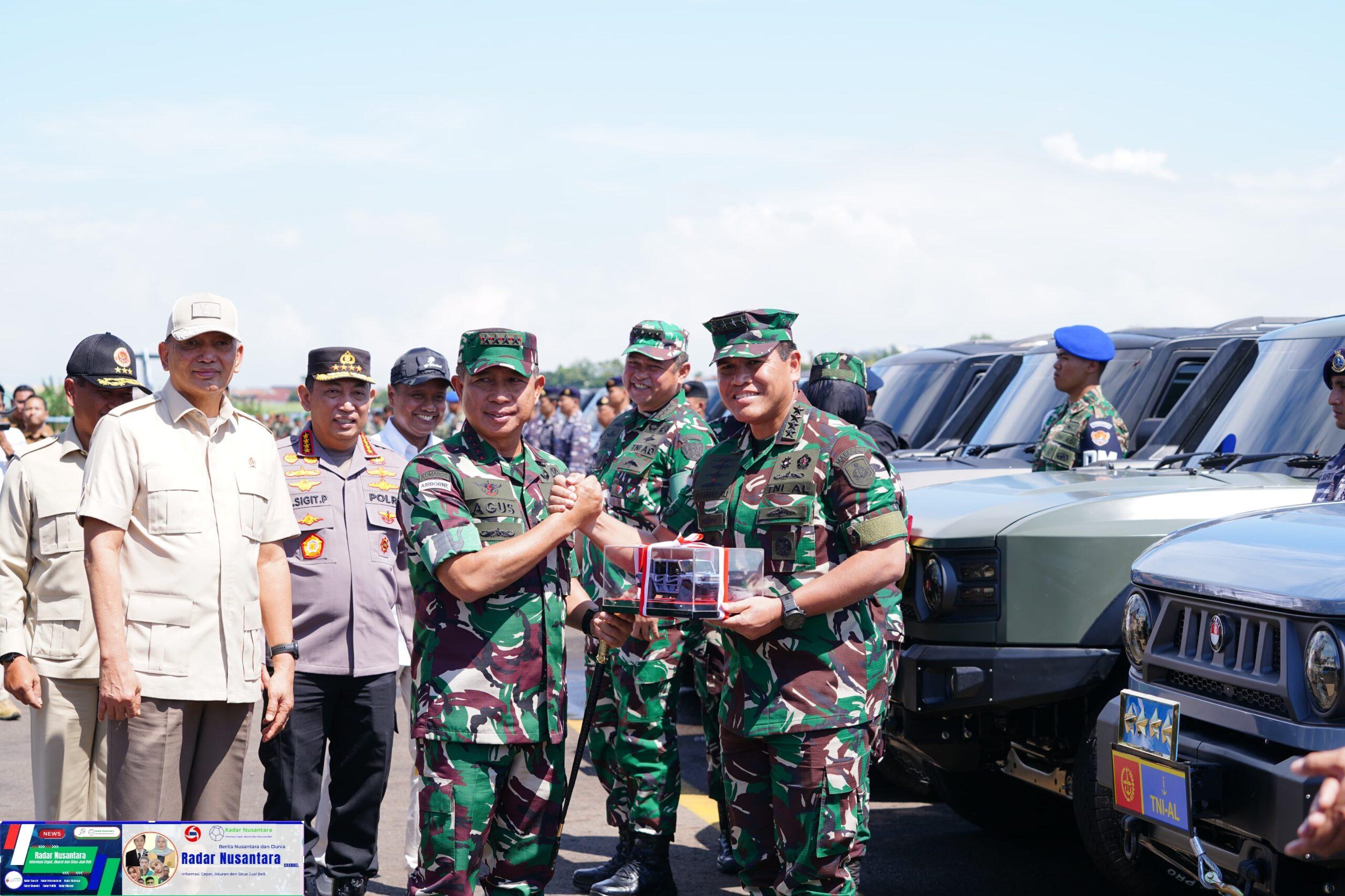 Panglima TNI Terima 650 Unit Ransus Maung dari Kemhan untuk Perkuat Pertahanan NKRI