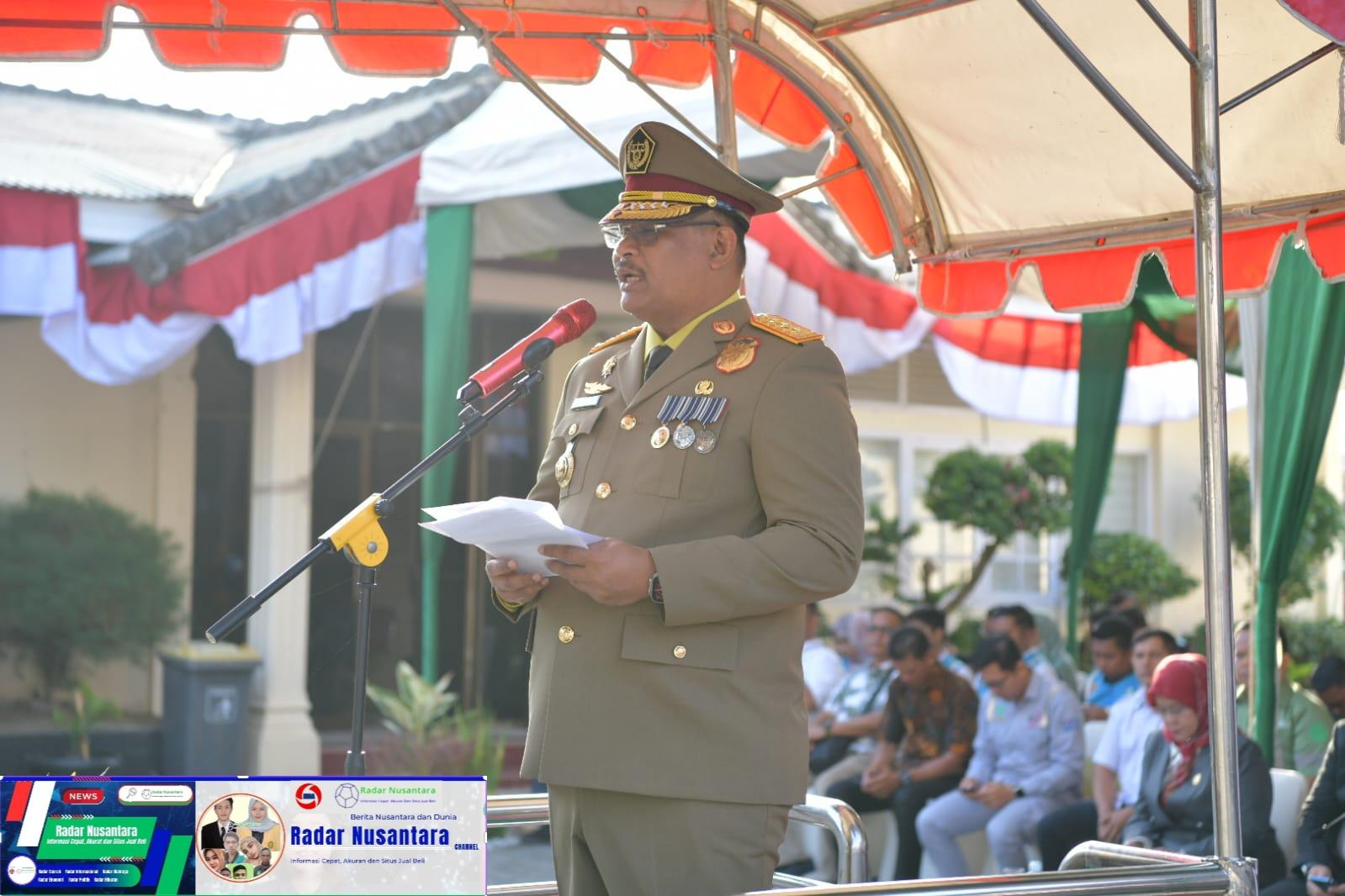 Dirjen Bina Adwil Safrizal Apresiasi Aksi Humanis Satpol PP Atur Pedagang Dirjen Bina Adwil Safrizal Apresiasi Aksi Humanis Satpol PP Atur Pedagang