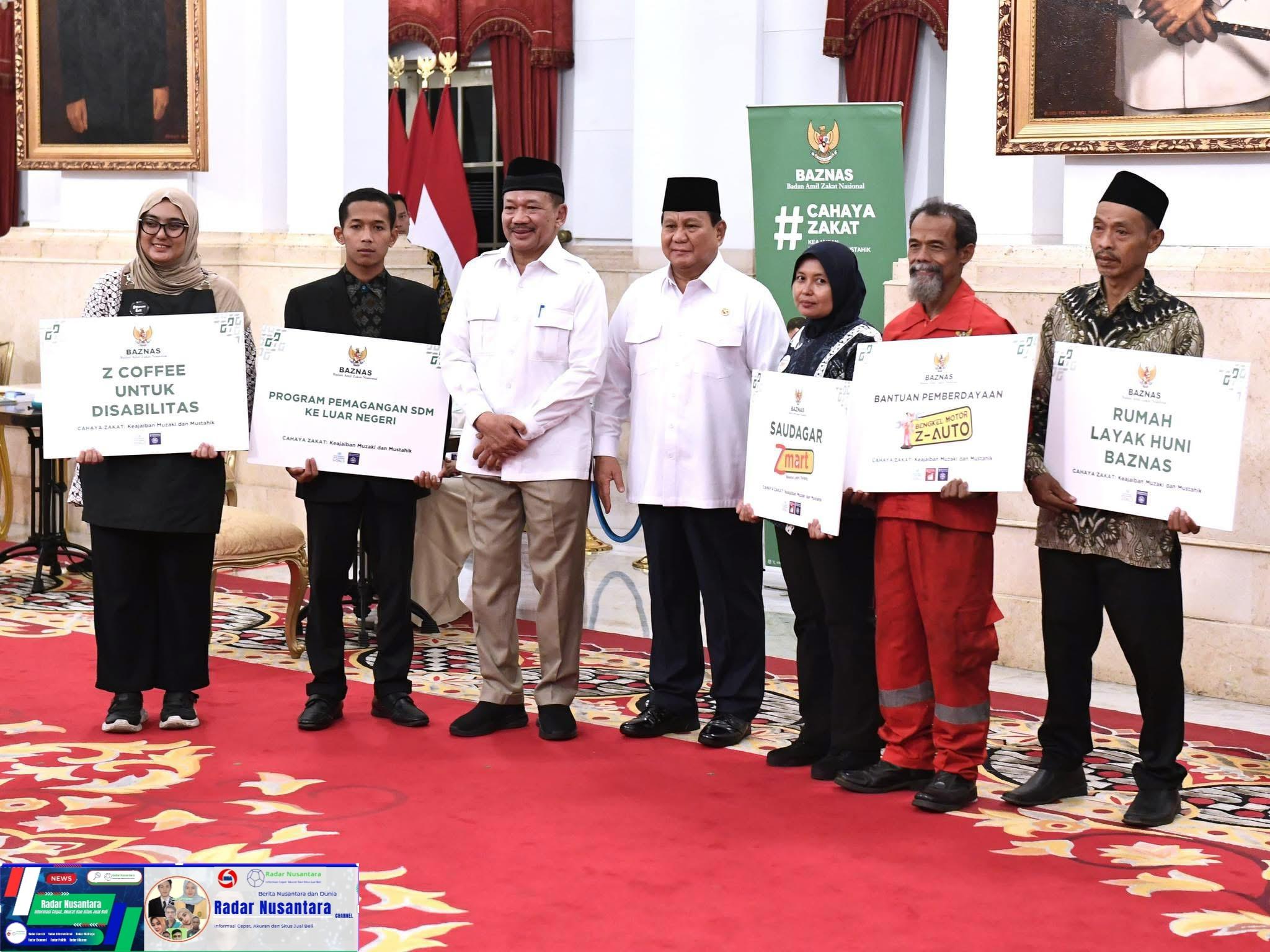 Presiden Prabowo Subianto dan Wapres Gibran Menyerahkan Zakat ke Baznas