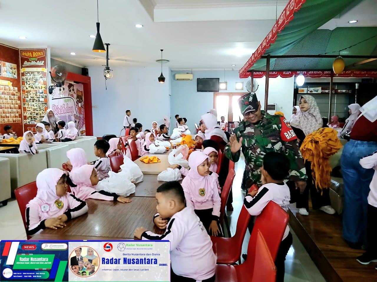 Babinsa Dampingi Putra Putri TK Aisyah Dalam Rangka Coocing Class di Wilayah Kelurahan Kratonan