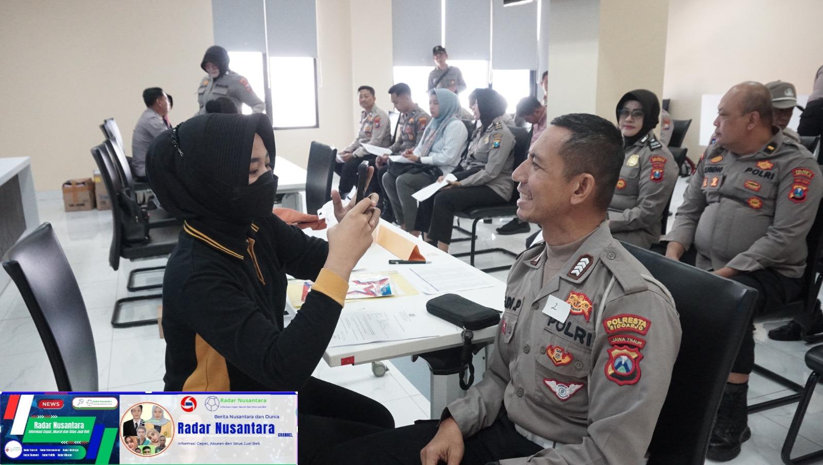 Cek Kesehatan Berkala, Melalui Pemeriksaan Kesehatan Gigi Anggota Polresta Sidoarjo