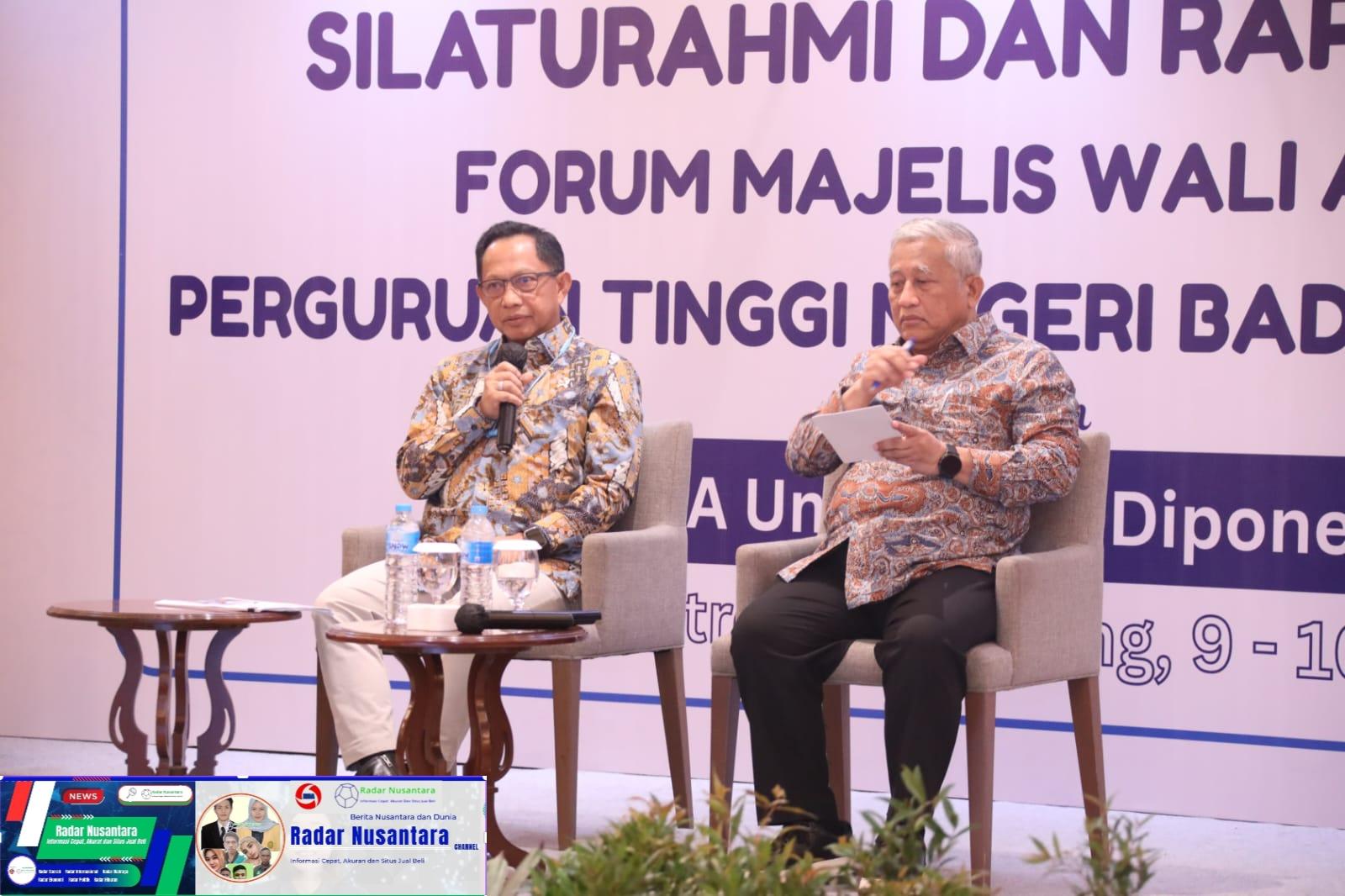 Mendagri Tito Dorong Pemda Tak Ragu Dukung Pengembangan PTN-BH