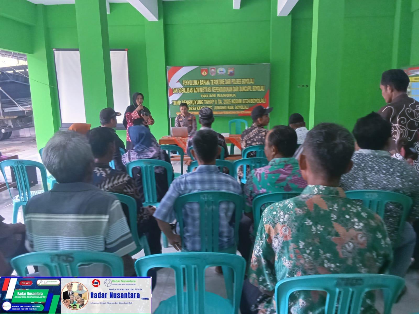 Tingkatkan Kesadaran Masyarakat TMMD Juga Sosialisasikan Hukum