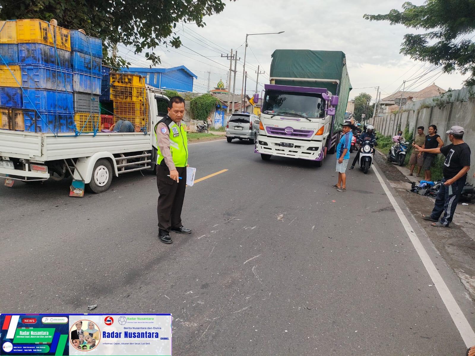 Bus Sumber Selamat vs Vario di depan Makam Kembar Seduri Satu Korban Alami Luka Ringan