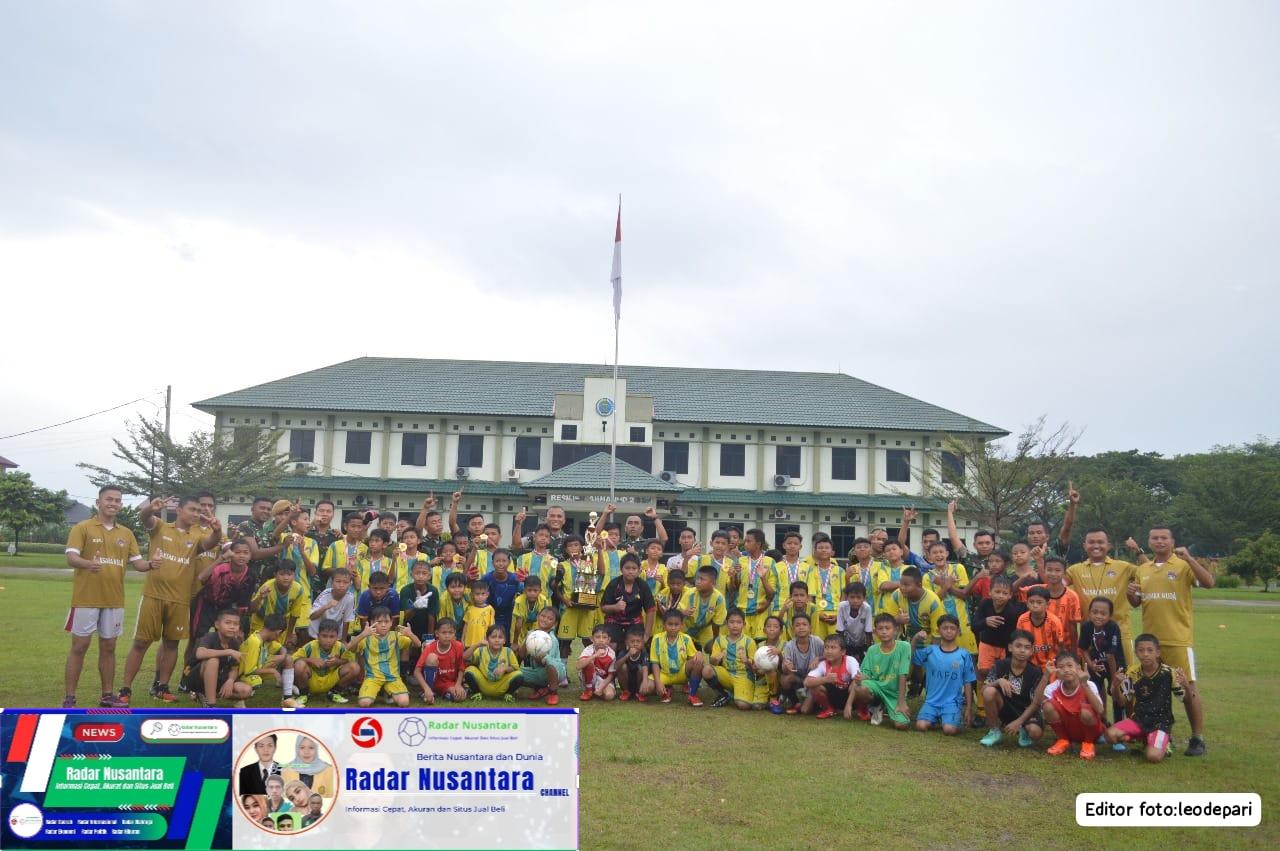 SSB Rakasa Muda Resimen Arhanud 2/SSM Menangkan Turnamen Sepak Bola Macan Asia U-(12/13)