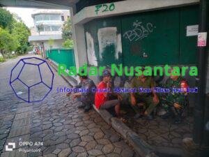 Kapanpun & dimanapun Tanpa Syarat Tanpa Sorotan Publik : Ketulusan Komsos Seorang Babinsa Kemlayan untuk Warganya