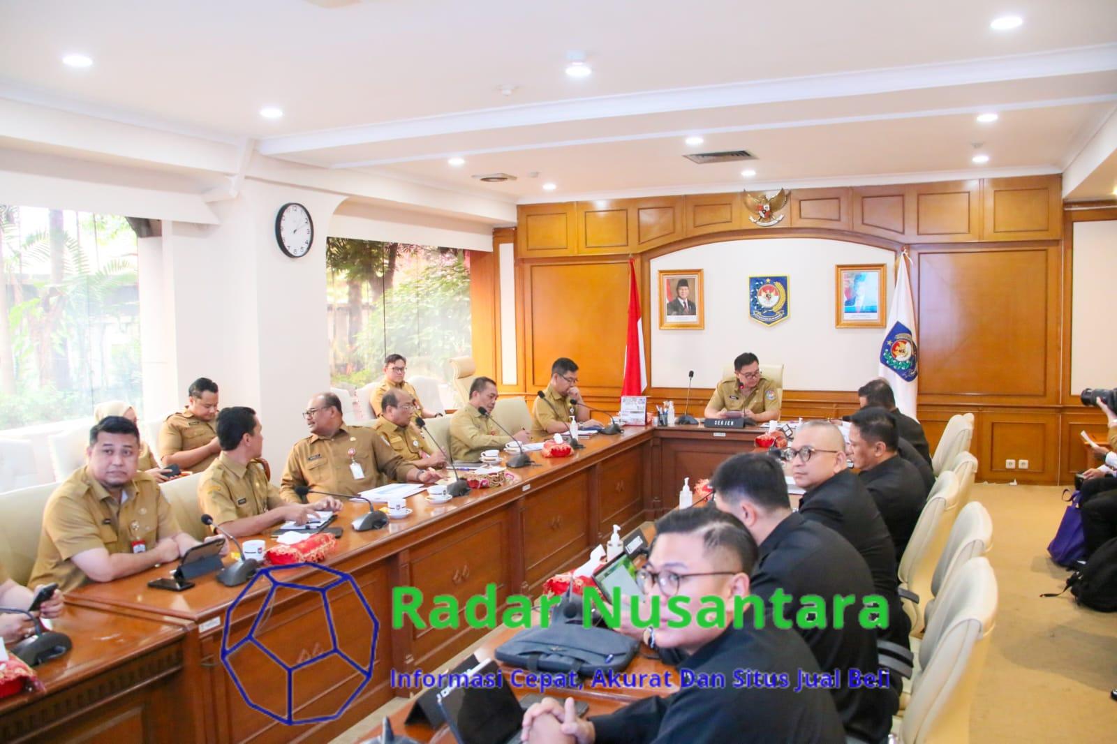Terima Audiensi Peserta P3N XXV Lemhannas RI, Sekjen Kemendagri Jelaskan Upaya Percepat Perizinan Berusaha di Daerah