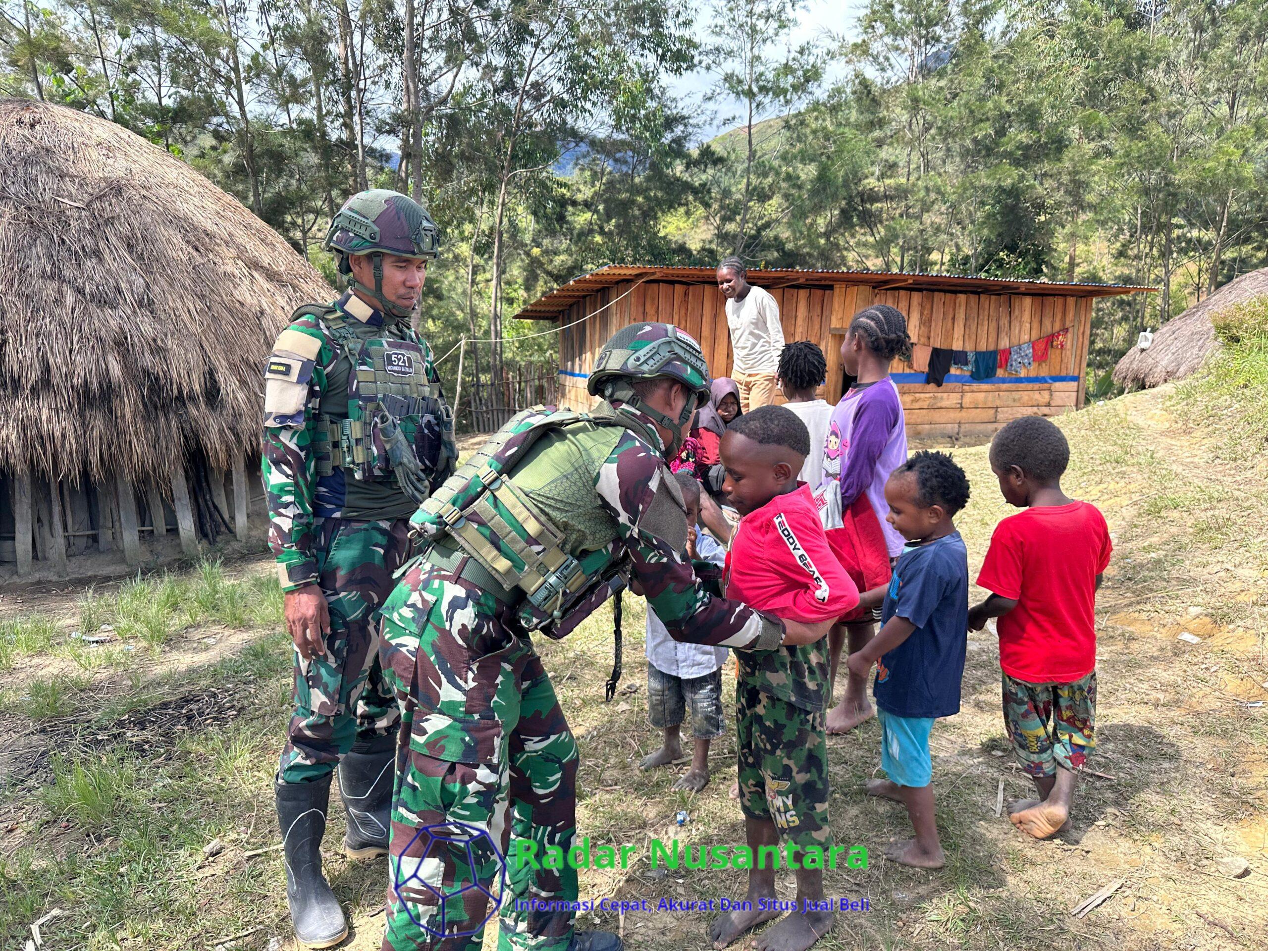 Cinta Kasih Komsos Satgas Yonif 521/DY di Distrik Walesi Kabupaten Jayawijaya