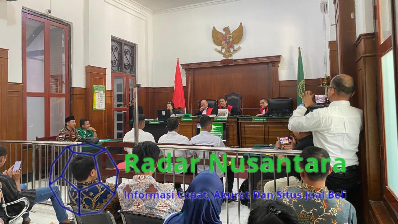 Dua Warga Pamekasan Gugat Kapolda Riau Cs Rp12 Miliar, Tantang Hadir di Sidang Mediasi