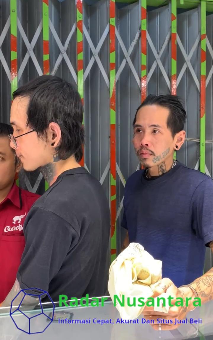 Cincin Emas Asli Ditukar Yang Palsu Dua Pelaku Dihajar Massa di Pasar Wadungasri