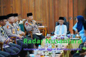 Kunjungi 2 Ponpes di Jatim, Kapolri: Amanat Presiden Menjaga Kerukunan