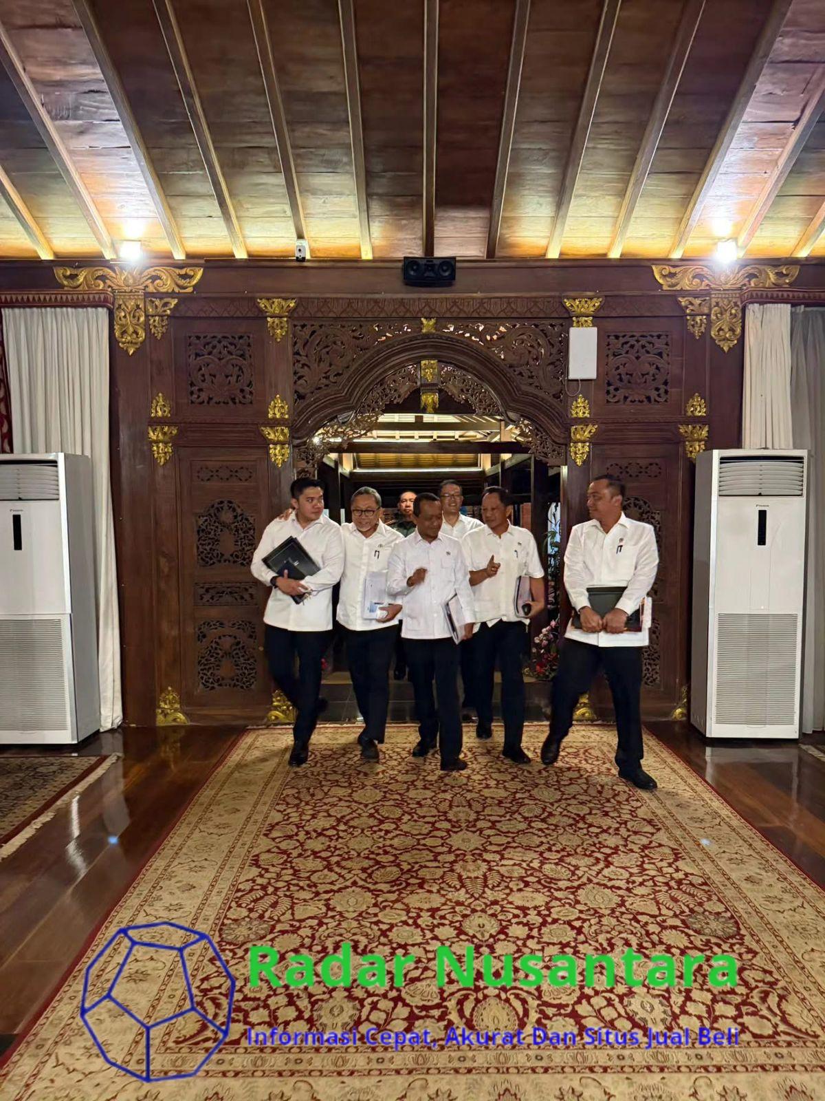 Menteri Kabinet Merah Putih Dikumpulkan, Ada Apa?