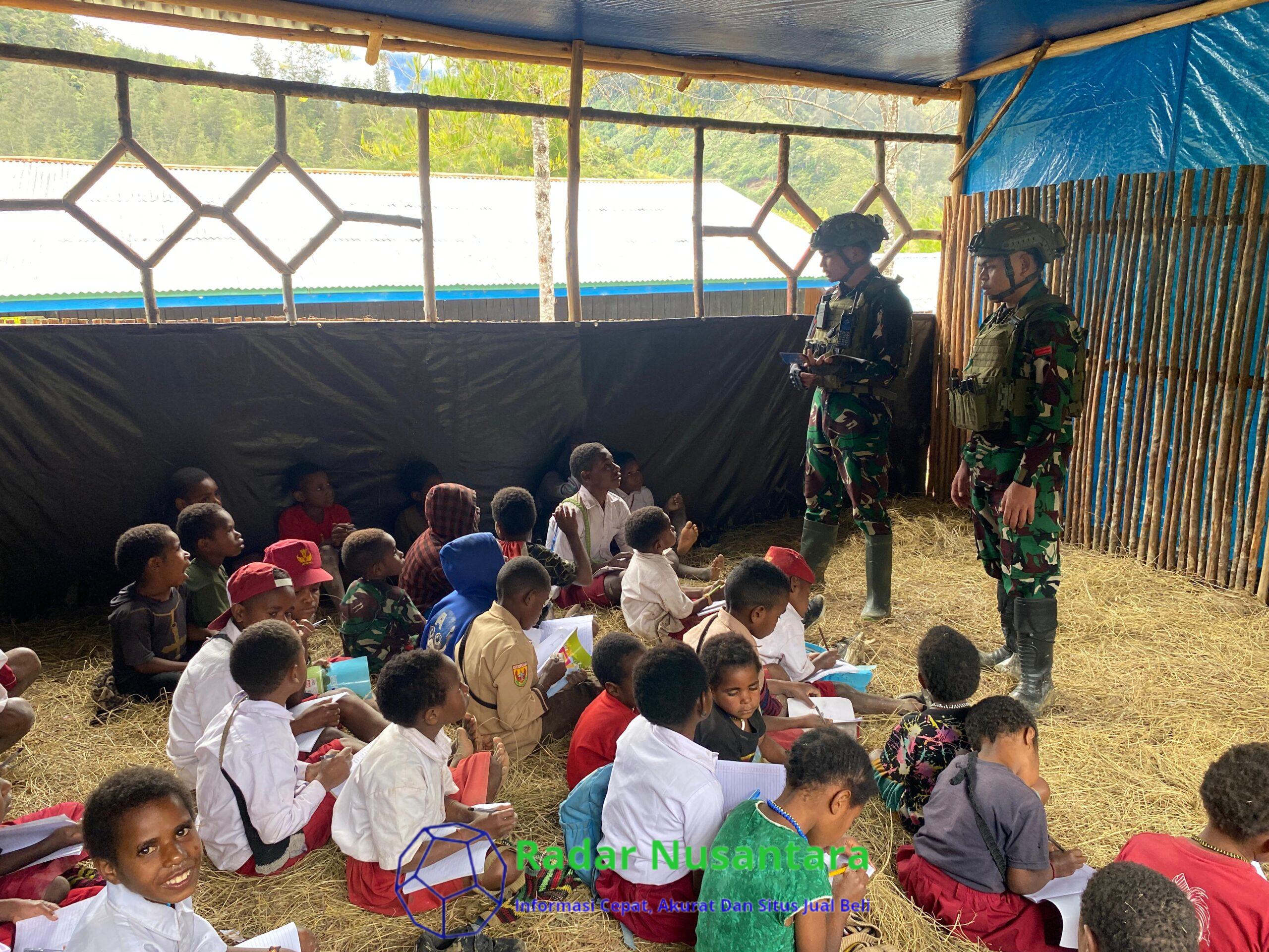 Merah Putih Berkibar di Hati Anak Negeri: Satgas Yonif 700/WYC Jadi Guru Kebangsaan di SD 03 Mayuberi