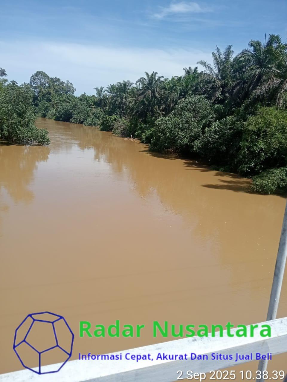 Sungai Batahan Total Keruh Kaitan Tambang Emas Ilegal Aek Nabirong Sumbar & Aek Bontar Madina